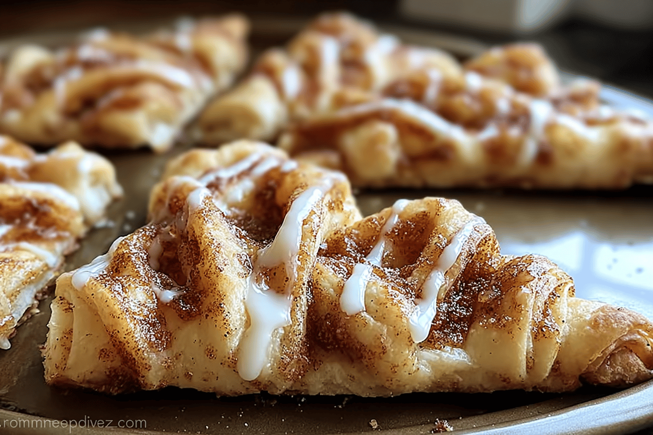 Cinnamon Sugar Dessert Pizza With Flaky Buttery Crescent Crust 6 Cinnamon Sugar Pizza Crescent Rolls