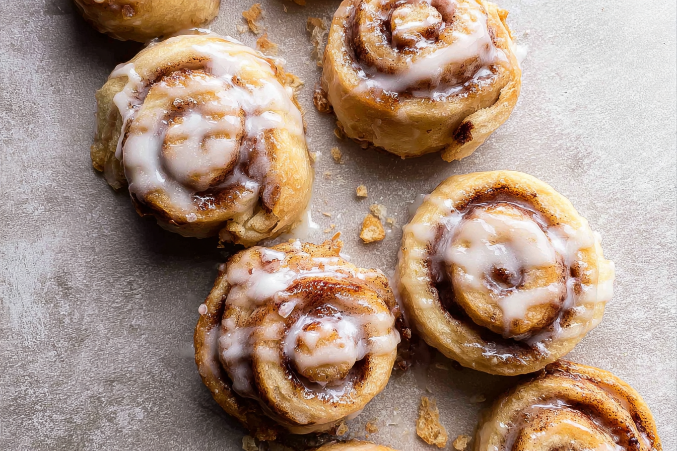 Mini Pie Crust Cinnamon Rolls